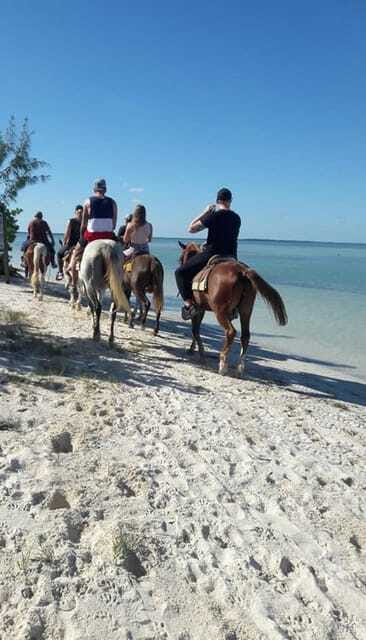 Group horseback ride on Holbox Island, Quintana Roo - What to wear and carry