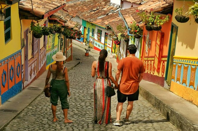 Guatape & Horse Ride & El Peñol Rock & Quaint Town From Medellin - Climbing El Peñol Rock’s 749 Steps