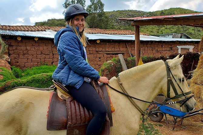 Half day Horseback Riding tour around Sacsayhuaman park - Starting from Cusco at 9:00 a.m. or 1:30 p.m.