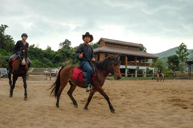 Horse Lesson+Riding+Wat Tonkwen wooden temple.Chiangmai - Leaving Chiang Mai by air-conditioned vehicle