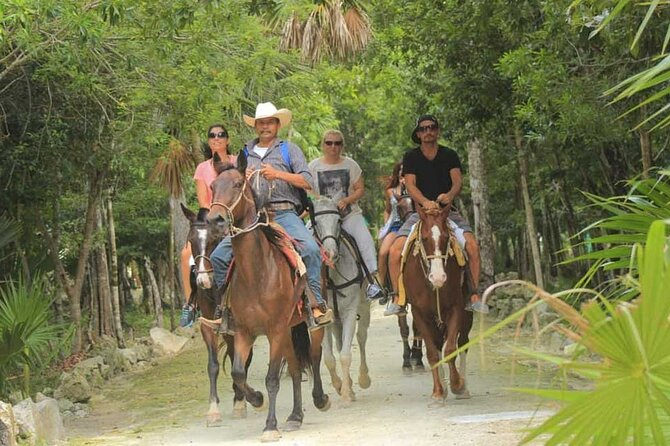Horse Riding in Miami's Countryside - Key Points at a Glance