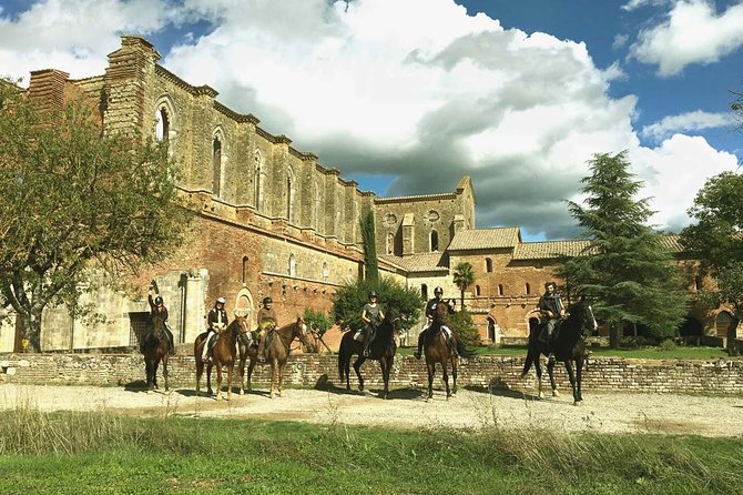 Horse Riding in Tuscany for Experienced Riders: Full-day Trail Ride - Getting to Montieri and staying nearby