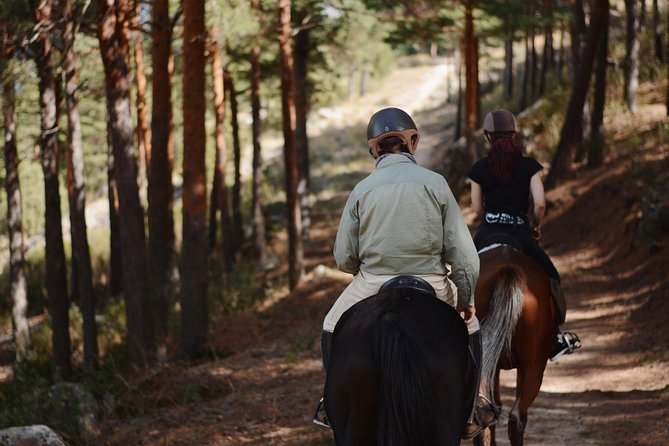 Horse Riding Madrid Natural Park - Meeting Mariano and Getting Comfortable on Horseback