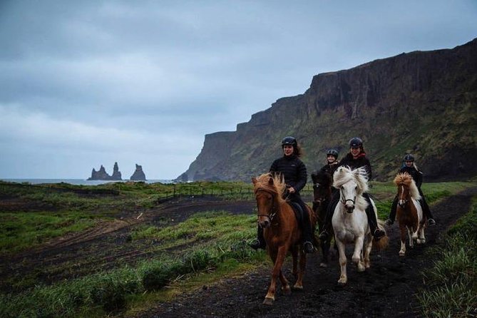 Horse Riding on the Black Sand Beach and Free Hotel Transfers - Choosing the best departure time