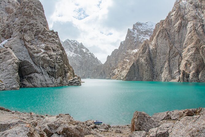 Horse Trek to Kel Suu Lake - What makes this Kel Suu trek special