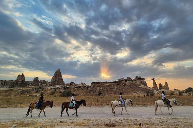Horseback Ride in Göreme Valleys Cappadocia 2 hours - Through Meskendir’s tunnels and greenery