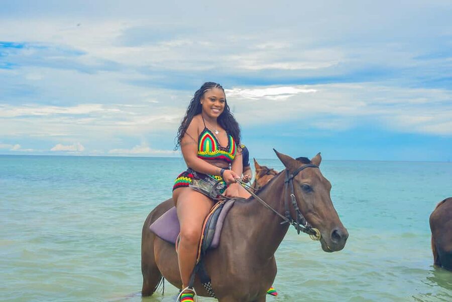 Horseback Riding and Dunn's River Falls Combo Tour - Key points to know before booking