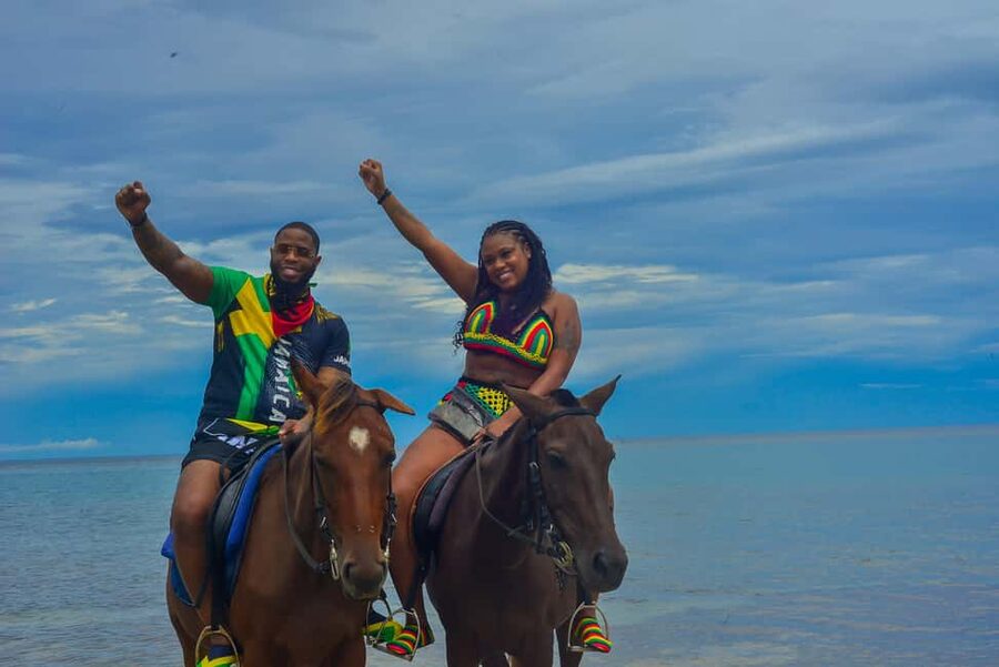 Horseback Riding and Dunn's River Falls Combo Tour - Timing: read the duration carefully