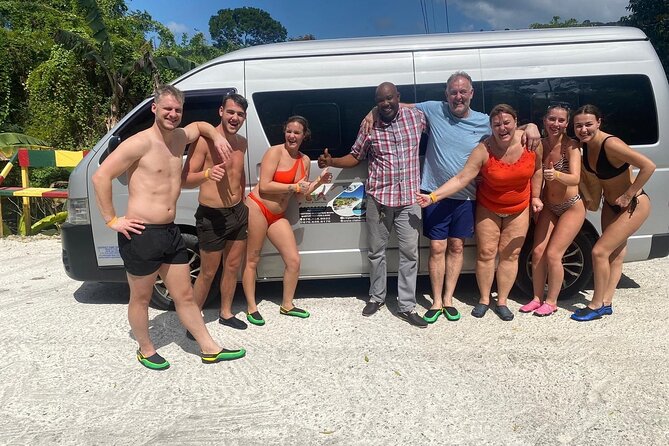 Horseback riding, Blue hole or Dunn's River Combo - Booking details and cancellation terms