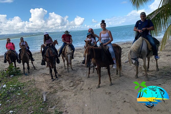 Horseback Riding - Experience between virgin beach and lagoon - Pausing at the Redonda Lagoon pier