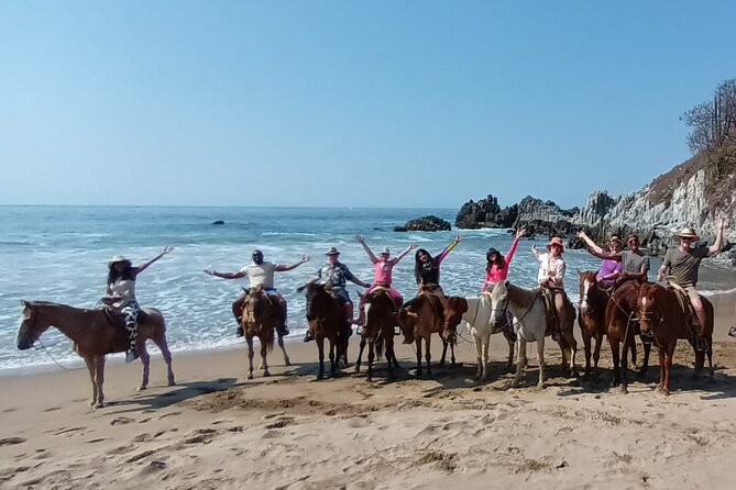 Horseback Riding in Ixtapa with Hotel Pickup - A Short Ride With Two Very Different Views