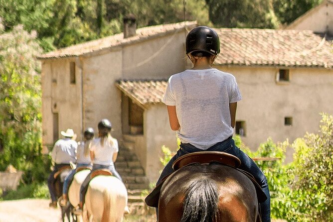 Horseback Riding in Montserrat Mountain Natural Park, Barcelona - 1 to 2 hrs - Why Montserrat works so well on horseback