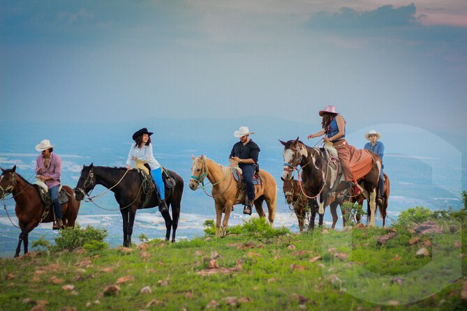 Horseback Riding in the Guanajuato Hills - Getting ready at the ranch