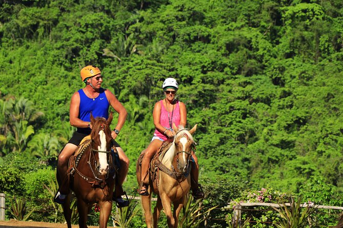 Horseback riding in the mountains of Puerto Vallarta - A mountain ride with uneven instruction