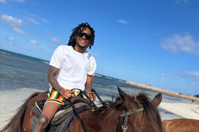 Horseback Riding In The Ocean from Montego Bay Private Transfer - Meeting the guides and choosing your horse