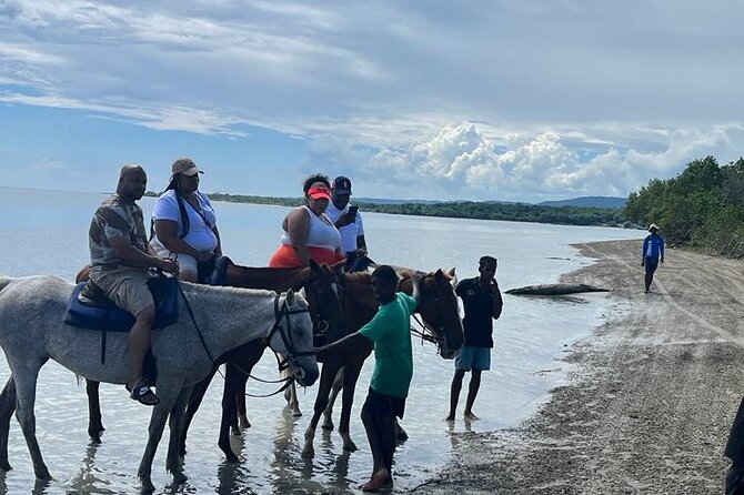 Horseback Riding in the Ocean from Ocho Rios & Runaway Bay - Photos and the ocean ride