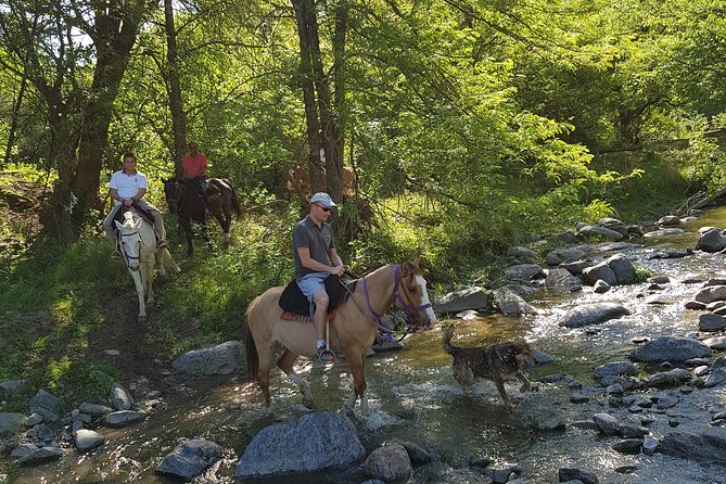 Horseback riding through the Sierras - El Rosal’s adobe walls and Comechingones mortars