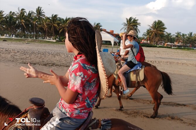 Horseback Riding Zihuatanejo - What the private format changes