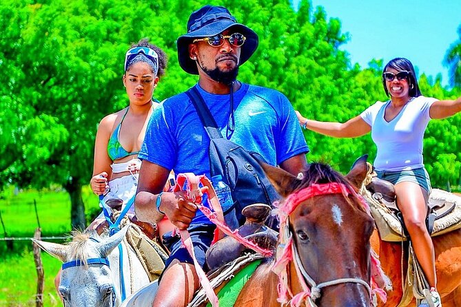 HorseBack Rinding to Macao Beach - Reaching Macao Beach by Horse