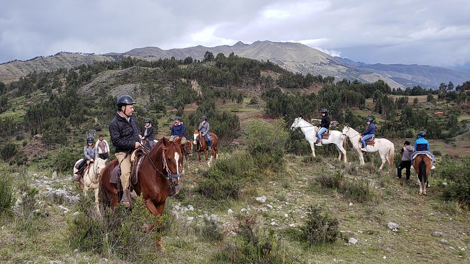 Horseback Tour in cusco to Temple of the Moon & Hidden temples - Getting comfortable at Vieja Estancia Ranch