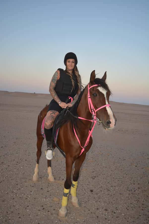 Hurghada: Horse Ride, BBQ Dinner, and Stargazing - One hour on horseback through desert valleys