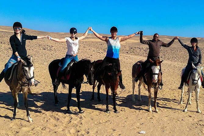 Hurghada: Sea & Desert Horseback Riding, Stargazing, Dinner, Show - Choosing the sunset package