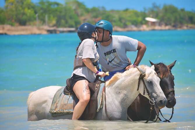 Jamwest Negril Zipline and Horseback Combo - Starting on horseback through the Jamaican countryside