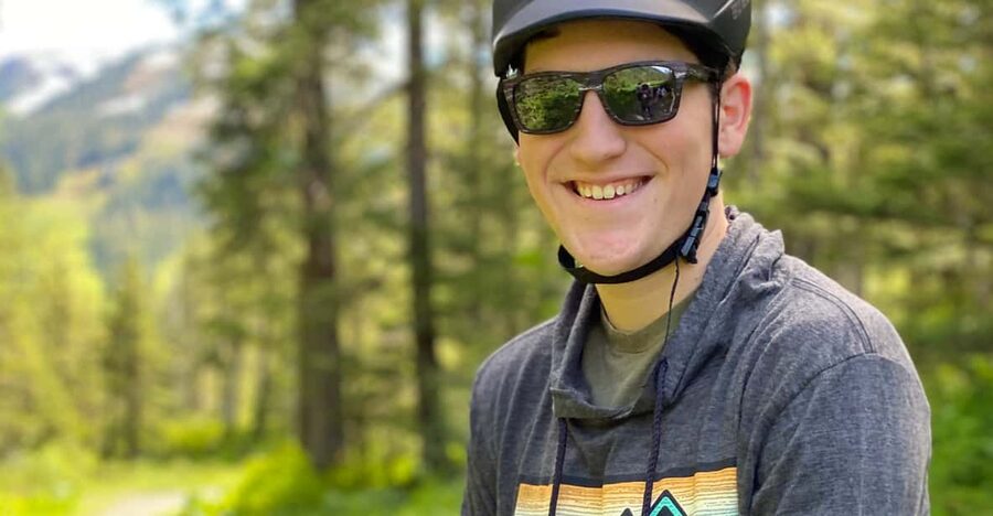 Juneau: Alpine Wilderness Trail Ride - Through Sitka spruce and hemlock