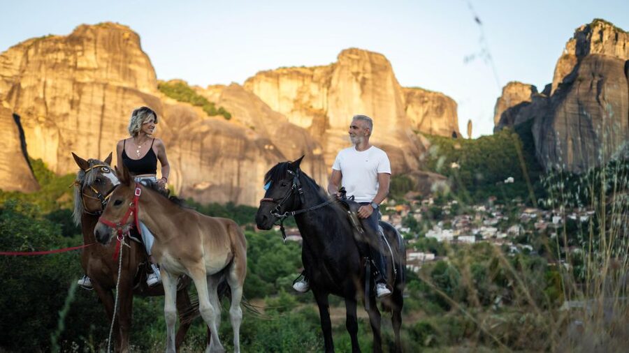 Kastraki: Meteora Sunset Horseback Riding - Who should book this horse ride?