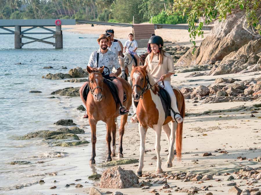 Koh Samui Horse Riding & Beach Trails - The garden route gives the ride a quiet beginning