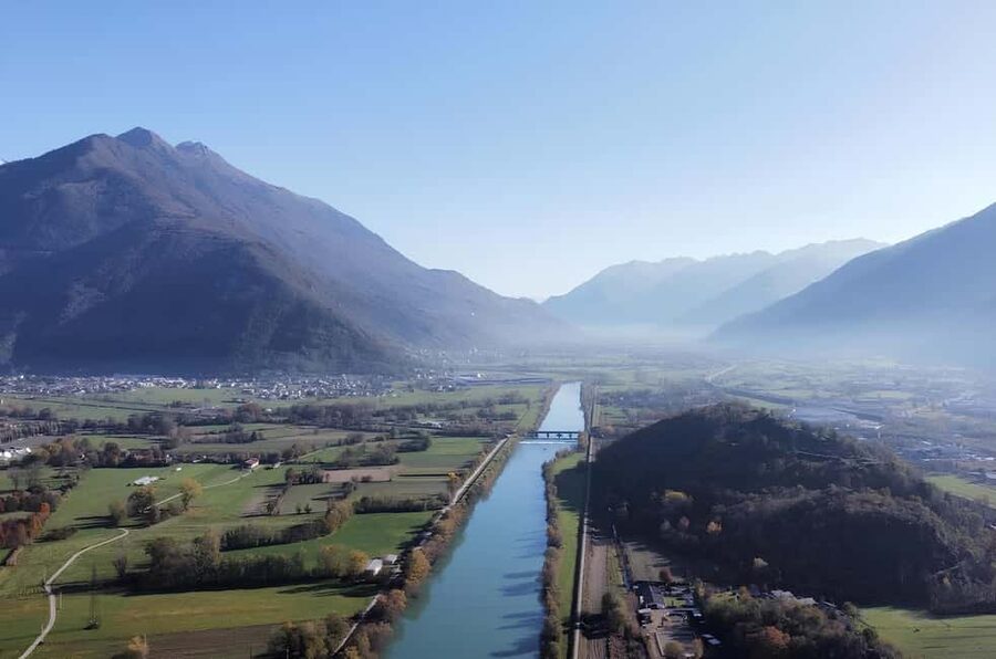 Lake Como: Horseback Riding Tour from Colico - The two-hour ride adds woods and Valtellina paths