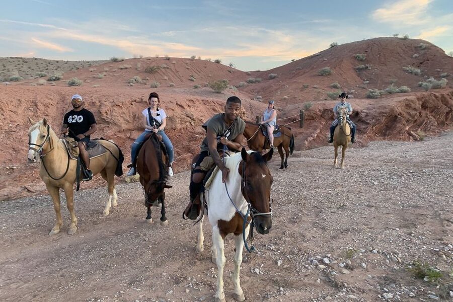 Las Vegas: Horseback Riding with Breakfast - The cowboy breakfast is part of the value
