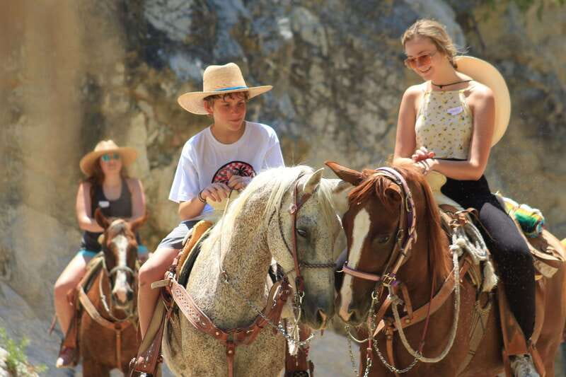 Los Cabos: Horseback Riding in Canyon a Mexican Experience - Food and drinks at the Lion’s Den