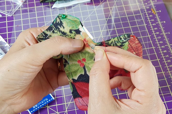 Making Jeju Pony Doll at Peaceful Seaside cafe - Who should book this activity