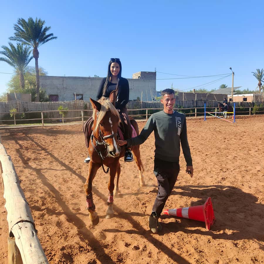 Marrakech: Desert and Palmeraie Horse Riding Tour & Transfer - Guides, photographs, and the personal touch