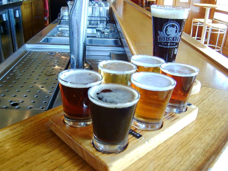Melbourne: Full-Day Horses, Wine, and Beer Tour - Gisborne Peak Winery, lunch, and cool-climate wine