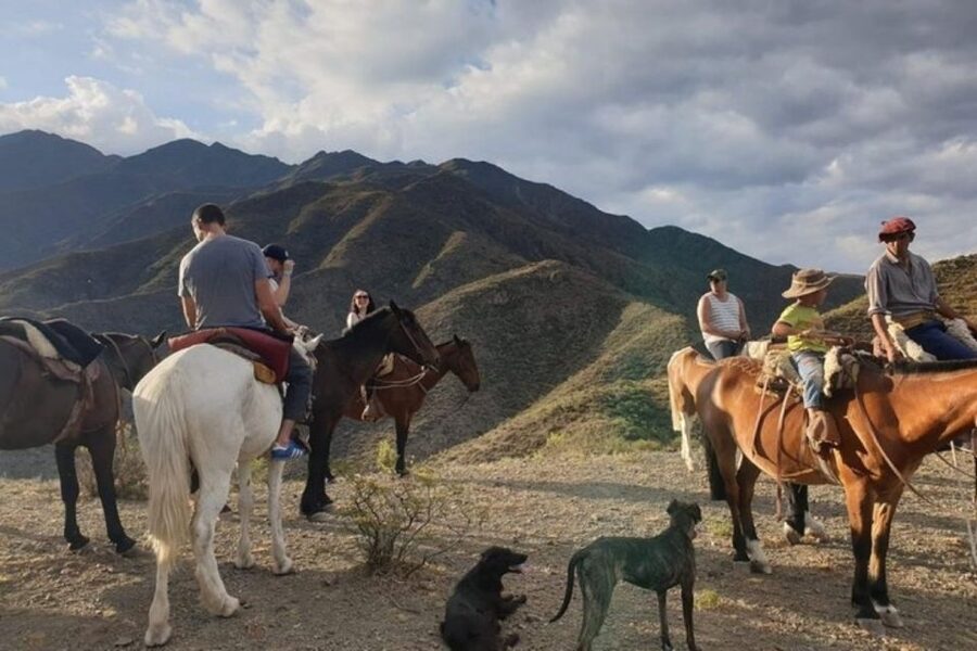 Mendoza: Sunset Horse Back Riding in the Mountains and BBQ - Who should book this ride?