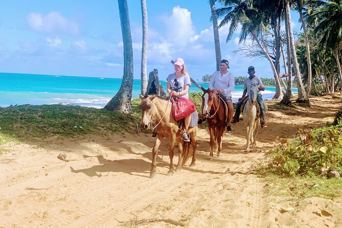 Miches Beach Horseback Riding - Getting Ready at the Family Ranch