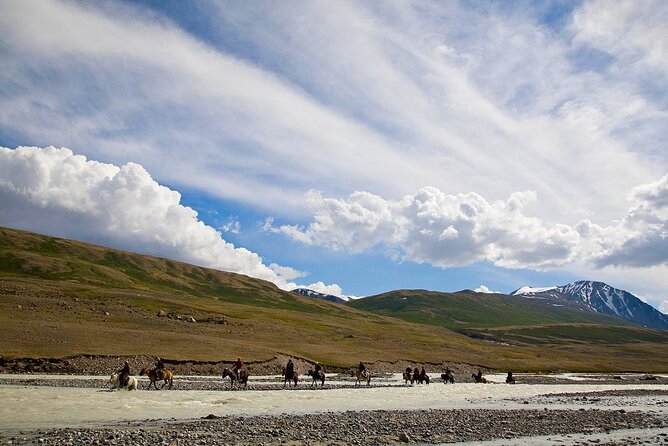 Mongolia Nomad Trek • On-Foot & Horseback ~ 15 Day - Tuvan homes and ancient rock art