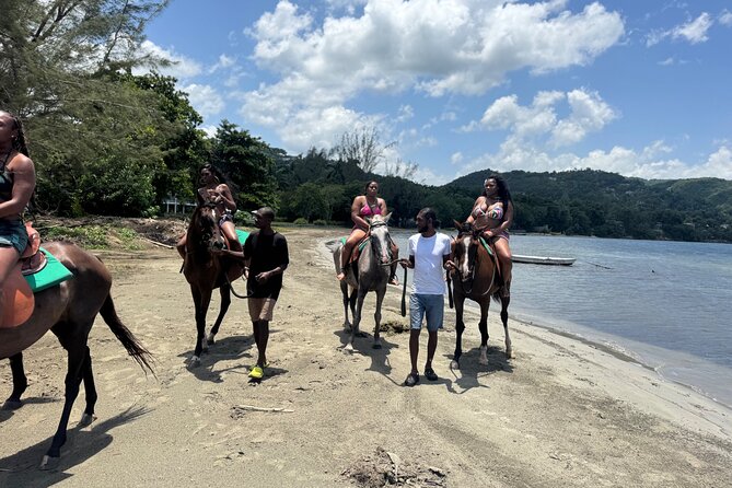 Montego Bay Beach Horseback Riding Tour - How this compares with a typical beach day