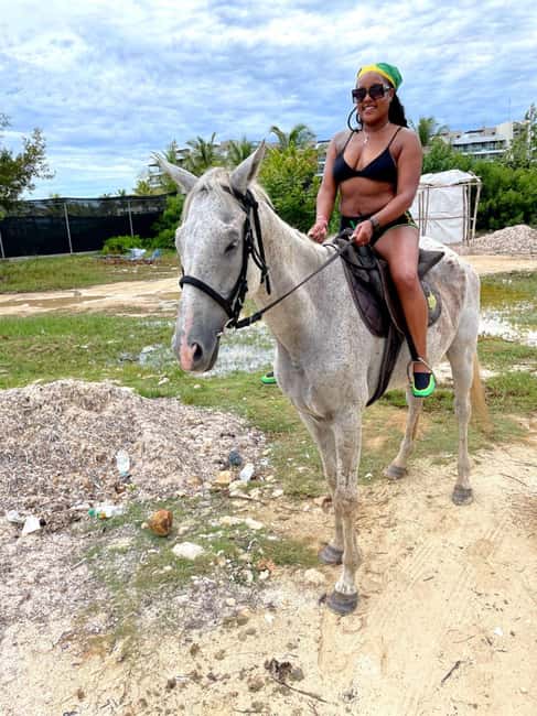 Montego Bay: Dunn's River Falls & Horseback Riding Adventure - Setting out through the countryside and coast