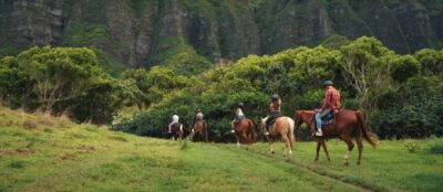 Oahu: Kualoa Hills and Valleys Horseback Riding Tour