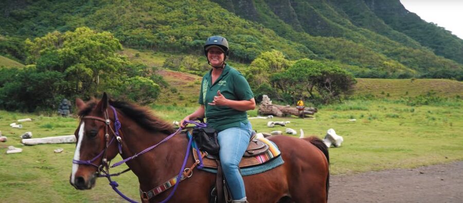 Oahu: Kualoa Hills and Valleys Horseback Riding Tour - Seeing Kualoa and Kaʻaʻawa Valley from the saddle