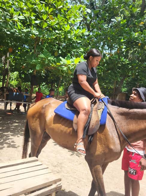 Ocho Rios : Bamboo River Rafting and HorseBack Riding - What the $140 price really buys
