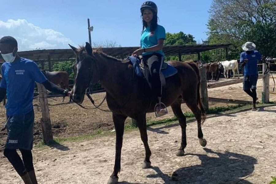 Ocho Rios: Horseback Riding in the Ocean and Bamboo Rafting - Horseback riding to the ocean