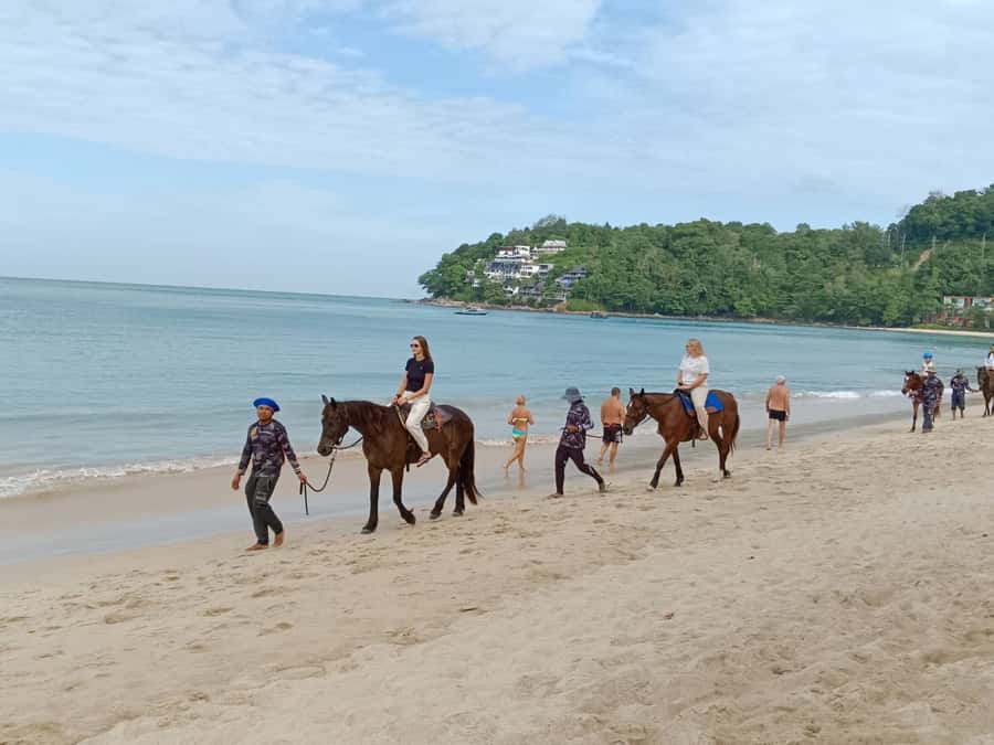 Phuket: Kamala Beach Horse Riding Activity - What the one-hour schedule feels like