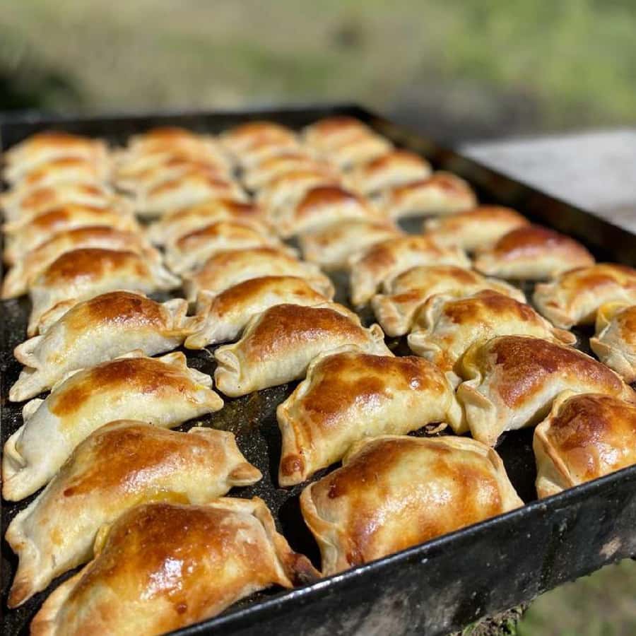 Private Experience: Horseback Riding and BBQ in the Mountain - Estancia La Carrera - Afternoon coffee, wine perfume, and local crafts