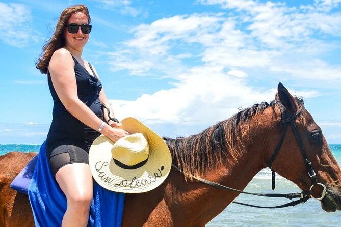 Private Horseback Riding, Swimming and Dunn's River Falls Tour - Rain matters more than you might expect