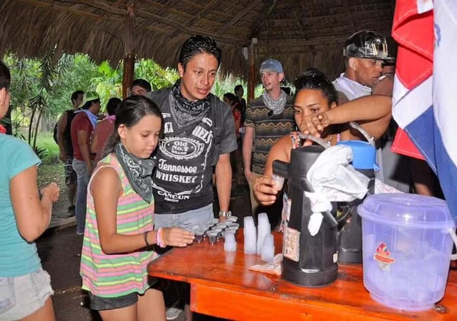 Punta Cana: Horseback riding on the beach with pickup - The countryside route and local conversation
