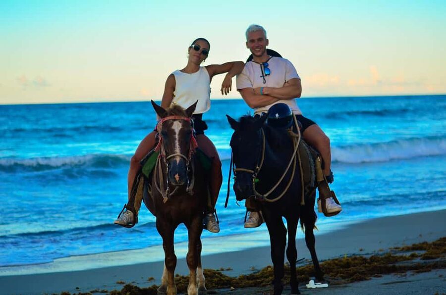 Punta Cana: Horseback Riding Tour with Sunset at Macao Beach - Practical Tips for a Better Evening